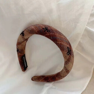 Mrs. ming's autumn and winter plush hairband for women, high-end retro french headwear, high skull pressure hair, face wash, non-slip hairpin, red brown