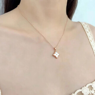 18k gold four-leaf clover necklace small fragrant white mother-of-pearl pendant color gold rose gold clavicle chain birthday gift k gold rose gold (square single pendant)