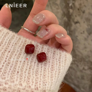 Lnieer ancora red temperament geometric square earrings for women, high-end simple earrings, autumn and winter fashion earrings 925 silver needles, ancora red square earrings, s925 silver needles