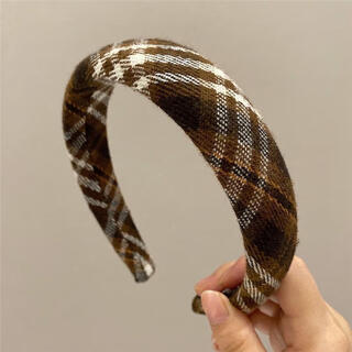 Qindu autumn and winter literary style headband for women, high-end british plaid fabric headband, temperament, wide version, high skull hairpin hair accessory, brushed plaid headband/grey coffee plaid