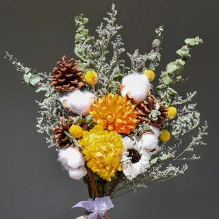 Aiman dried flowers immortal flower decorative ornaments cotton real flowers small fresh eucalyptus leaves daisies pine cones living room bedroom flower arrangement magnolia flower + golden ball + immortal yellow hydrangea with glass vase