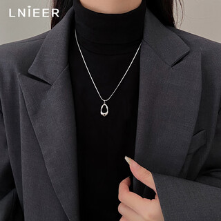 Lnieer silver water drop pendant necklace women's long sweater chain light luxury non-fading niche titanium steel 2025 new accessories water drop pendant necklace