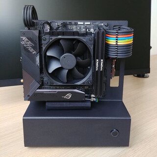 Itx chassis, open chassis, small chassis, chassis, portable host rack, sea view room simple and beautiful black sfx power supply version single itx chassis