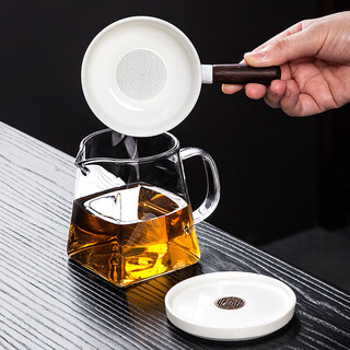 Tang feng mutton fat jade porcelain tea leakage household ceramic ultra-fine dense tea filter glass fair cup integrated lazy tea making artifact tea separator pan tea leakage + tianfu coaster + fang yun male cup