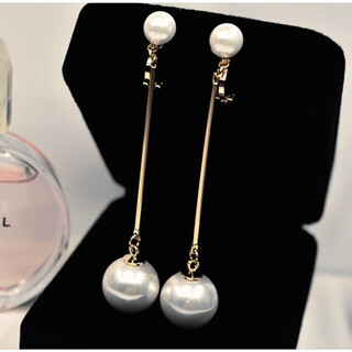 Erli korean temperament earrings long pearl pendant simple personality versatile ear clip no piercing women's earrings painless earrings large beads gold-plated earrings ear clip 8.2 cm