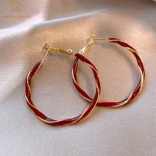 Chomel kinsey red new year large hoop earrings 2025 new trendy temperament earrings women's niche light luxury high-end ear jewelry red twist earrings (4cm)