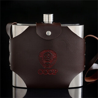 Weiqing stainless steel wine bottle 1 jin jin equals 0.5 kg 2 jin jin equals 0.5 kg 5 jin jin equals 0.5 kg 10 jin jin equals 0.5 kg packed with outdoor thickened flat white wine bottle barrel portable kettle mini 88 ounces about 5 jin jin equals 0.5 kg pu leather set funnel 1 wine glass 2