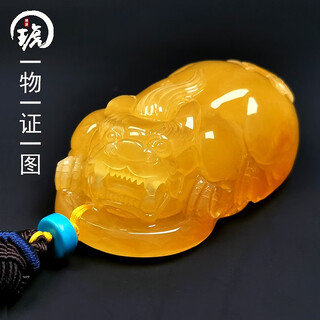 Hupai, one thing, one picture, one certificate, natural beeswax pendant, pixiu handle piece, raw ore chicken oil yellow, no cracks, pendant, 32.75g, 58*32*25mm