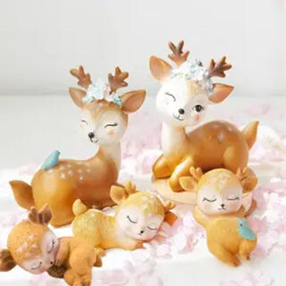 Qumeisi cartoon sika deer ornaments living room children's room decoration ornaments car ornaments cute deer birthday gift family of five deer