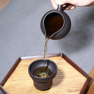 Zun pot purple clay tea strainer and fair cup tea set tea strainer filter with stand kung fu tea set accessories tea strainer and fair cup set (black zhuni)