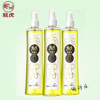Longhu toilet water spray relieves itchiness, is cool and refreshing, and is a chinese time-honored toilet water for home use in summer. 1 bottle of toilet water 180ml
