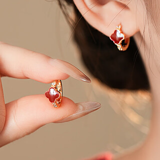 Kasiyu2025 new autumn and winter red oil drop earrings and earrings, exquisite four-leaf clover earrings, new year earrings, versatile women's four-leaf clover earrings