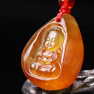 Natural amber beeswax chicken fat red gold amber raw stone single seed baby buddha boy buddha prince buddha protection and safety pendant pendant same style shipped randomly