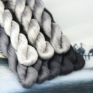 Other embroidery craftsmen no. 116 solid color embroidery thread, silk thread, large branch line embroidery, hunan embroidery entangled velvet gray cement gray, 8 colors of embroidery thread, 1 large branch each