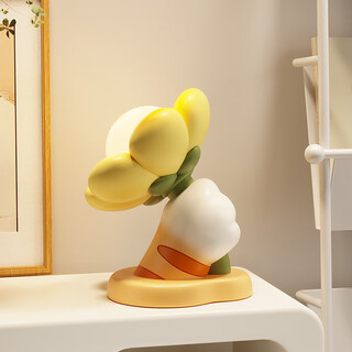 Yunya's creative cute cat claw flower night light bedside lamp bedroom living room atmosphere gives a birthday gift to a friend or bestie and gives you a little flower cat claw lamp