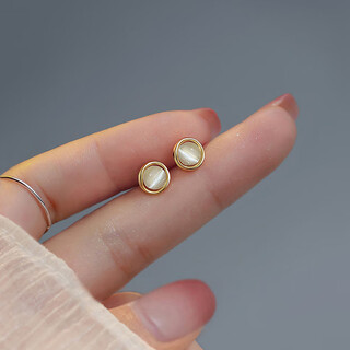 Xiangnan 999 sterling silver cat's eye stone earrings new 2025 popular niche design high-end earrings for women light luxury earrings 999 silver cat's eye stone earrings gold (pair)