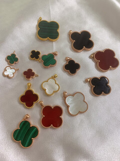 Micro-gift 18k gold four-leaf clover pendant color gold rose gold gold necklace clavicle chain au750 gift for girlfriend 18k gold rose gold (pendant + 18k gold necklace 25mm red agate