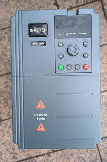 Lianchuang hi-tech inverter lianchuang inverter lc4004kw380vlc630 series vector inverter panel 15kw 380v 380v