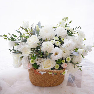 Congshu xiaobaihua tomb sweeping tomb sweeping festival tomb sweeping tomb sacrifice commemoration chrysanthemum white chrysanthemum flower bouquet tombstone franchise sacrifice b flower basket