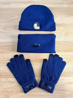 Jihua special training firefighting scarf and hat three-piece set for men winter thickened warm knitted hat to prevent cold flame blue scarf gloves three-piece set (maohui/national team)