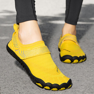 G luxome parent-child beach diving quick-drying swimming shoes for men and women, barefoot soft shoes for couples, indoor fitness shoes, yellow 1721 thick-soled river shoes 36