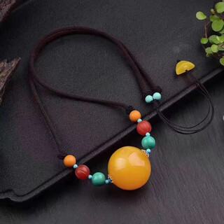 Dige beeswax chicken fat yellow round bead necklace clavicle chain round bead can be customized raw stone amber natural men and women pendant jewelry style one pull 0 g