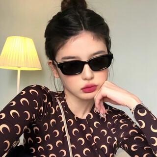 Lecali sunglasses for men and women, driving and fishing, internet celebrities take pictures, good-looking, big face looks small, european and american retro sunglasses, black frame, black and gray film