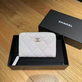 Chanel (chanel) women's clutch medium long wallet white card holder zipper id bag grainy luxury gift for girlfriend white