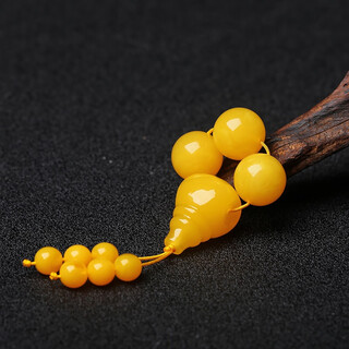 Love together beeswax round beads chicken oil yellow beeswax top beads beeswax three-way beads diamond star and moon literary toy accessories 12 three-way 10 round beads 0 carat