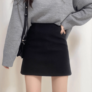 Hui shihui autumn and winter woolen skirt women's a-line skirt black short skirt autumn and winter hip skirt skirt suit skirt professional skirt women's woolen skirt black lined s recommended 90-100 jin jin equals 0.5 kg