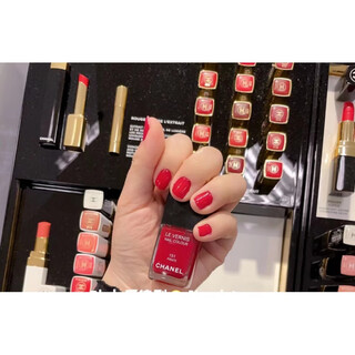 Chanel/nail polish 125/129/739/135/735/131/951/941/157 top coat new 151