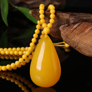 Caizhi old beeswax pendant for men and women, chicken fat yellow amber long necklace, second generation beeswax water drop pendant, sweater chain gift, water drop + solid color beeswax chain