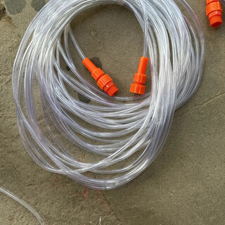 Электрический распылитель, маленькая белая трубка с телескопической штангой подходит для распыления лекарств. Электрический распылитель специально разработан для предотвращения проблем и облегчения распыления. Маленькая белая трубка длиной 15 м с аксессуарами.