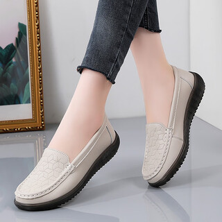 2023 new mom's shoes spring and autumn flat leather shoes comfortable middle-aged and elderly super soft sole women's shoes casual and versatile beanie shoes khaki 40