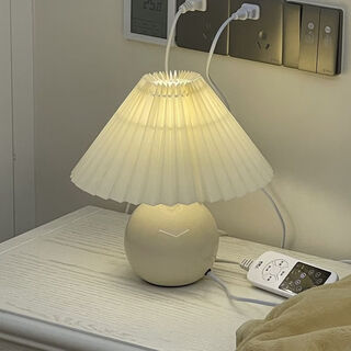 Yaotai nordic bedroom room pleated atmosphere dimming table lamp ins high-looking internet celebrity girl dormitory study bedside lamp beige table lamp button switch monochrome warm light plug