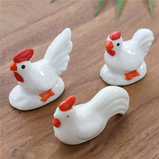 3-pack of chopstick holders, chopstick holders, japanese-style ceramics, cute chopsticks and pillows, creative pen holders, chopstick holders for dining tables, three-pack of chicks