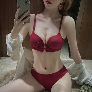 Victoria's elegant new underwear women's small breasts are gathered together to show the size of the secondary breasts. zodiac year red latex bra set for wedding. burgundy set 34b=75b (set + exquisite packaging)