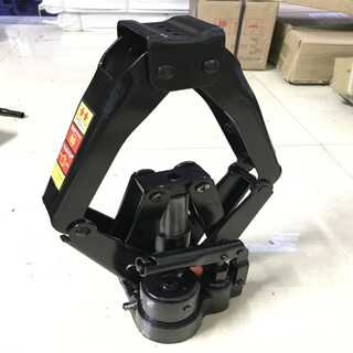 Chengliu 2-ton hydraulic scissor type jack is equal to 0.5 kg. top/hydraulic bridge top/hydraulic scissor bridge top/hand-operated bridge top hydraulic jack is equal to 0.5 kg. top 2-ton heavy-duty (weight 22 jin is equal to 0.5 kg)