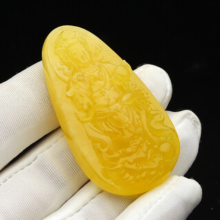 Tingbai hengfulong natural beeswax guanyin pendant for men and women original ore chicken oil yellow amber carved buddha clavicle chain no. 3977 9.71 g