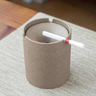 Ceramic closed ashtray stoneware ashtray fashionable home living room with cover windproof personalized ceramic ashtray anti-fly ash trendy decorative ornaments shanduo stoneware ashtray plain without picture