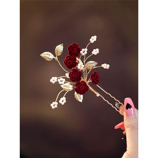 Qimei lianxi's mother-in-law's updo hairpin hairpin wedding banquet mother's red festive hairpin hairpin fringe edge clip on the back of the head a red rose hairpin