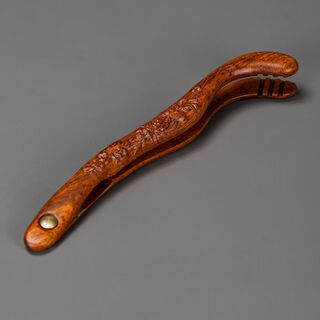 Xinji ebony solid wood carved non-slip tea cup clip tea tweezers anti-scalding cup washing clip kung fu tea set accessories large solid wood carved non-slip anti-scalding tea clip (rosewood)