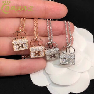 The same style as fat donglai, high luxury, 18k rose gold clavicle chain, 18k gold imported technology, moissanite h kangkang bag, 18k gold pendant + necklace