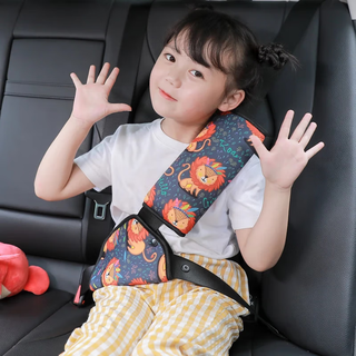 驰卡行儿童安全带护肩套固定器汽车安全带固定器车载防勒脖椅护肩套 咚咚小狮子 安全带护肩套