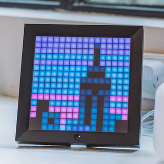 Divoom点音像素屏桌面桌搭装饰时钟电竞摆件潮玩DIY相框动态电脑桌壁画实用拾音氛围科技感男女生日礼物 PIXOO-MAX（32x32）
