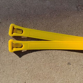 Chaoming (chaoming) tuojin-markierungsring, hühnerlogo, kunststoff-hühnerfußring mit verschiedenen zahlen, ente, maßgeschneidertes bauernhof-knopfetikettenschild ohne worte, gelb, 50 stück