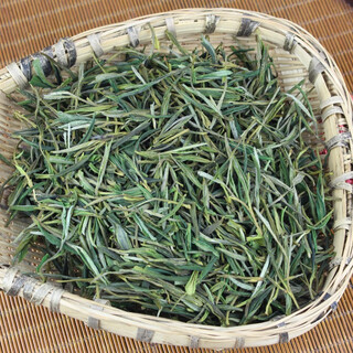 Shanlishan 24-year-old new tea, 40-year-old base, huangshan maofeng bulk 50 grams of floral and sparrow alpine green tea, first grade after the rain