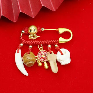 Baby anti-shock brooch, baby anti-fright brooch, jewelry, mahogany sword for pregnant women, mahogany pendant for safety when going out, dog tooth, lucky star snake, blessing and safety brooch