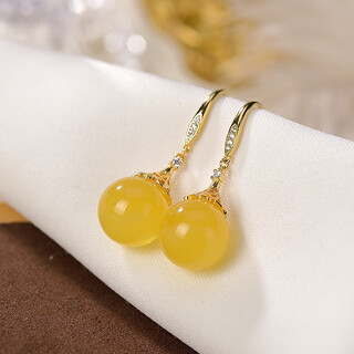 Chengyuanxiang creorisetins925 sterling silver gold-plated natural amber beeswax bead earrings, light and luxurious ladies' earrings, beeswax pair