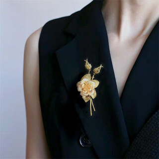 Michael michaud german light luxury jewelry yellow rose art brooch niche retro jewelry valentine's day gift for girlfriend yellow rose brooch